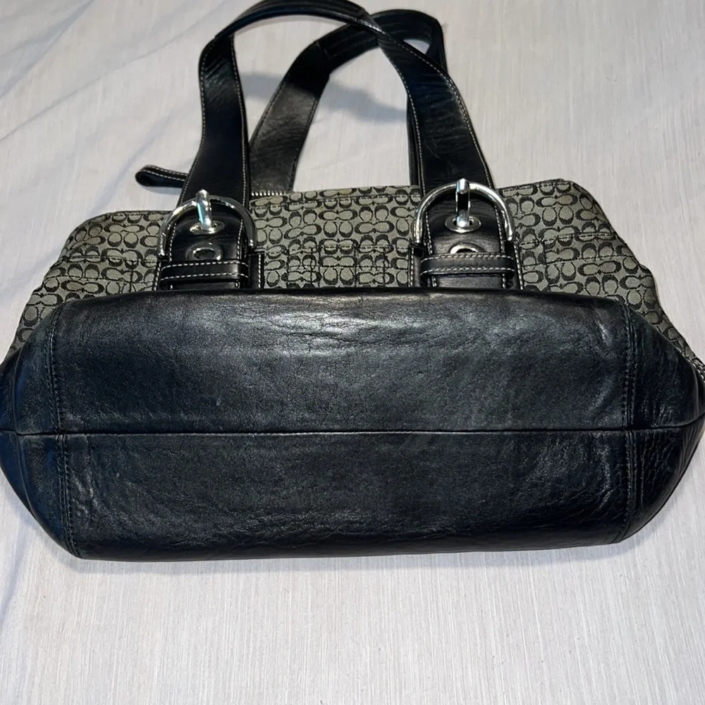 Coach Black Shoulder purse - Picture 5 of 13